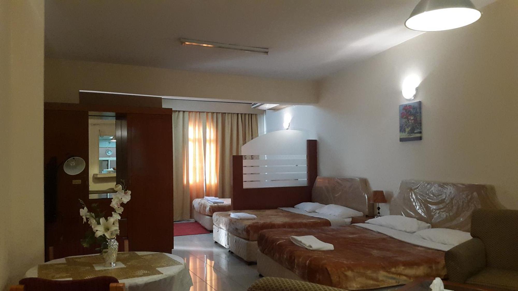 Al Raein Holiday Homes Dubai Bagian luar foto