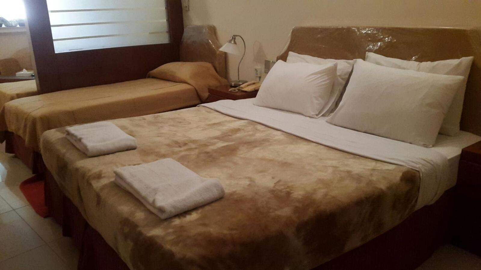Al Raein Holiday Homes Dubai Bagian luar foto